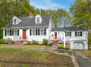 34 Maple St, Lexington, MA 02420