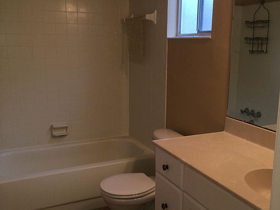 4th image of 1800 Park Ave APT 468