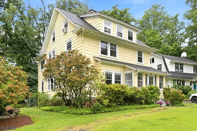 1st image of 35 Glenside Rd