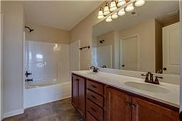 3rd image of 4225 Lufkin Ct