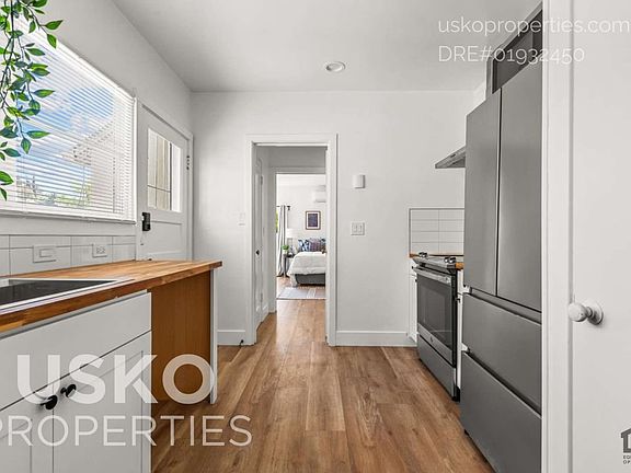 2nd image of 2625 27th St #2