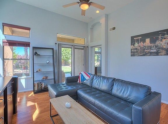 3rd image of 1209 Calle Garza NE