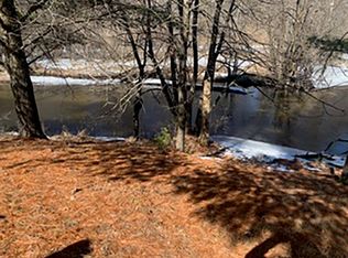 Crystal Rd, Waupaca, WI 54981