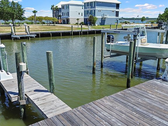 3rd image of 3882 La Fitte Blvd