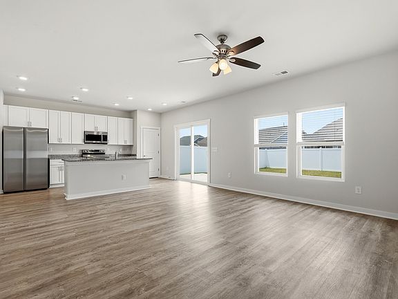 4th image of 210 Autumn Olive Place