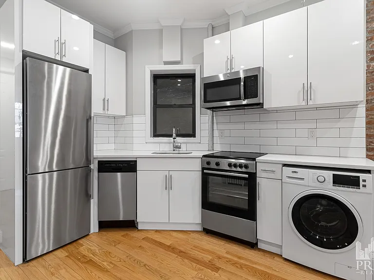 168 E 82nd St #2B — Photo 1