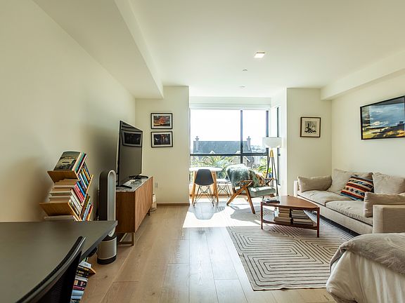 2nd image of 2238 Market St #410