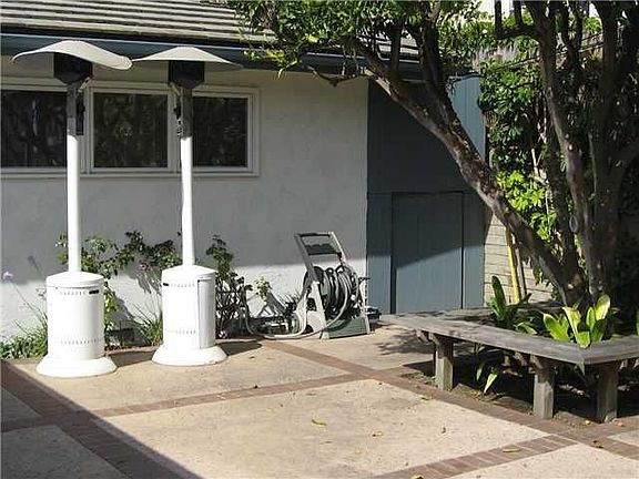 5th image of 755 Cordova St