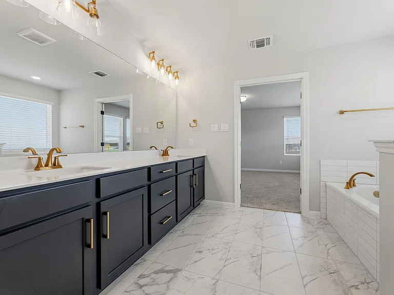 905 Palo Brea Loop — Photo 32