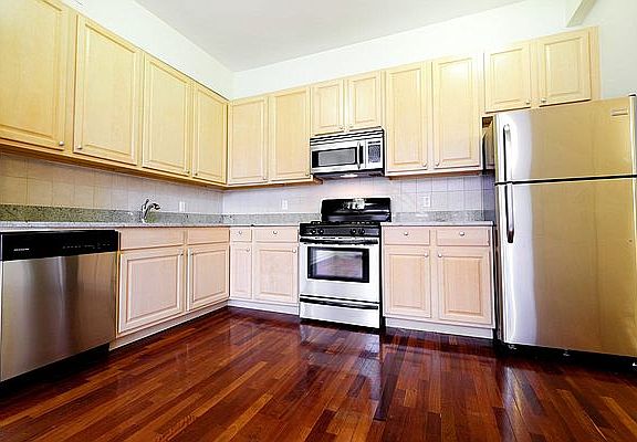 3rd image of 191 Saint Nicholas Ave APT 3D