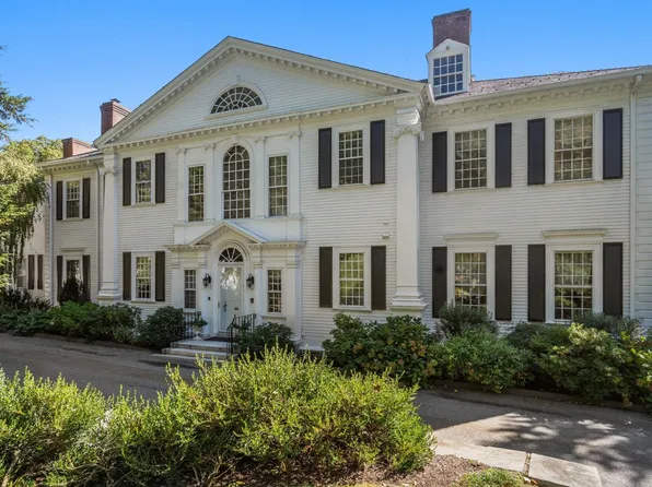 15 Catlin Rd, Brookline, MA 02445