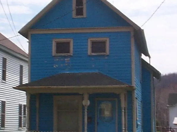 531 Grant St, Franklin, PA 16323