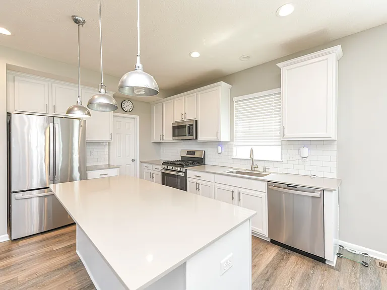 9818 Gallop Ln — Photo 12