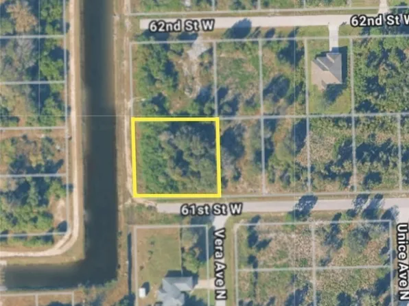 3618 61st St W, Lehigh Acres, FL 33971