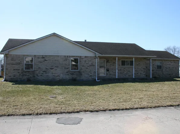 4713 W Robinwood Dr, Muncie, IN 47304