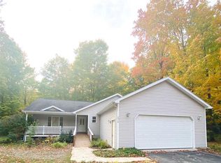 8310 Aimee Ln, Lake Ann, MI 49650