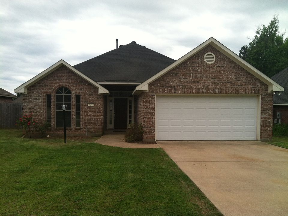 1st image of 131 Satinwood Cir