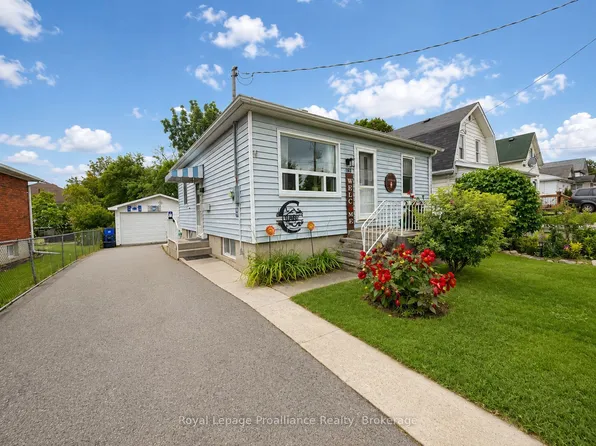 163 Shuter St, Quinte West, ON K8V 3L9