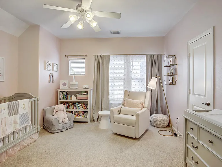 618 Asbury St — Photo 25