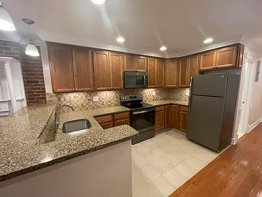 Rented by Consortio Funding LLC | media 6