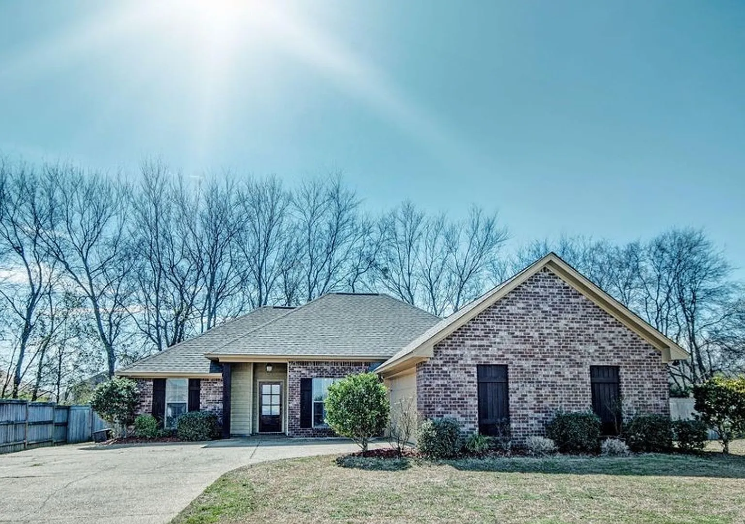 121 Millhouse Dr Madison, MS — Photo 4
