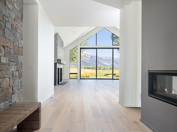 4th image of 2580 N Teton Pines Dr