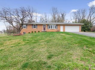 4719 Koester Rd, Wadesville, IN 47638