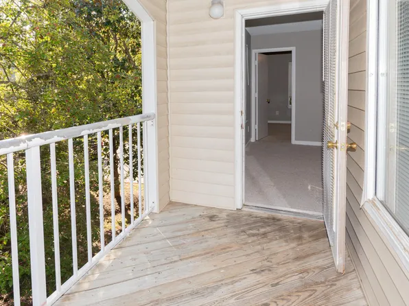 1511 Graduate Ln APT 202, Raleigh, NC 27606