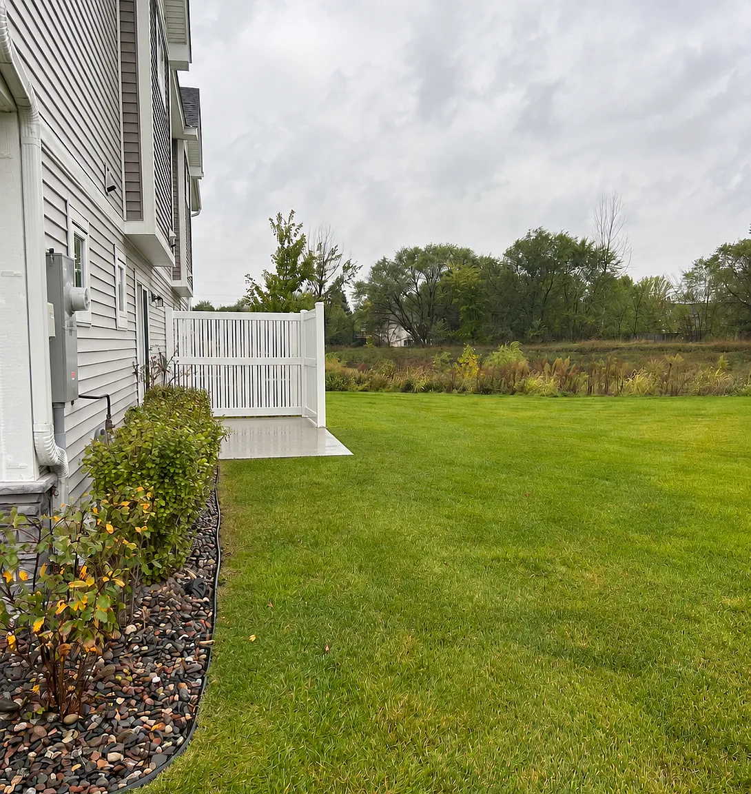 3 bed, 1800 sqft, $2,500 — Photo 3