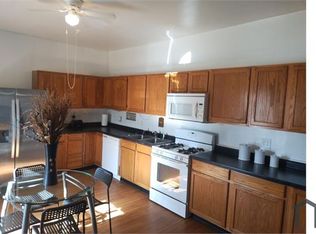 428 S 4th St #2, Rockford, IL 61104
