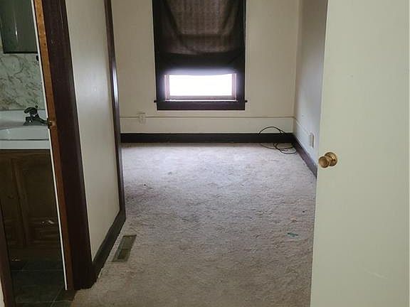 2nd image of 429 6th Ave