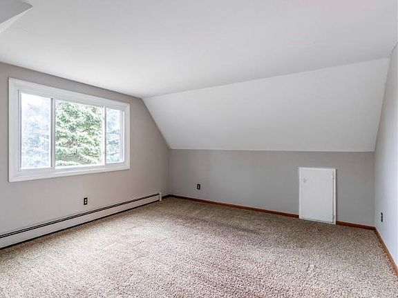 4th image of 215 Crandon Blvd #2