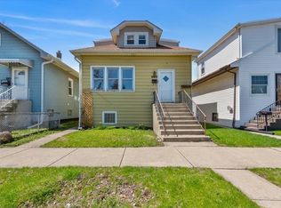 3726 N Osceola Ave, Chicago, IL 60634
