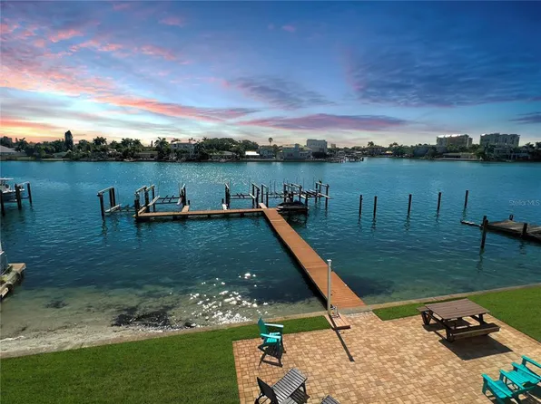 10109 Gulf Blvd APT 201, Treasure Island, FL 33706