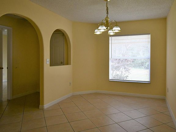 3rd image of 4066 SW Canrady St