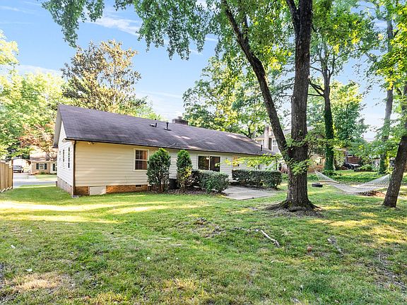 5th image of 2122 Knickerbocker Dr