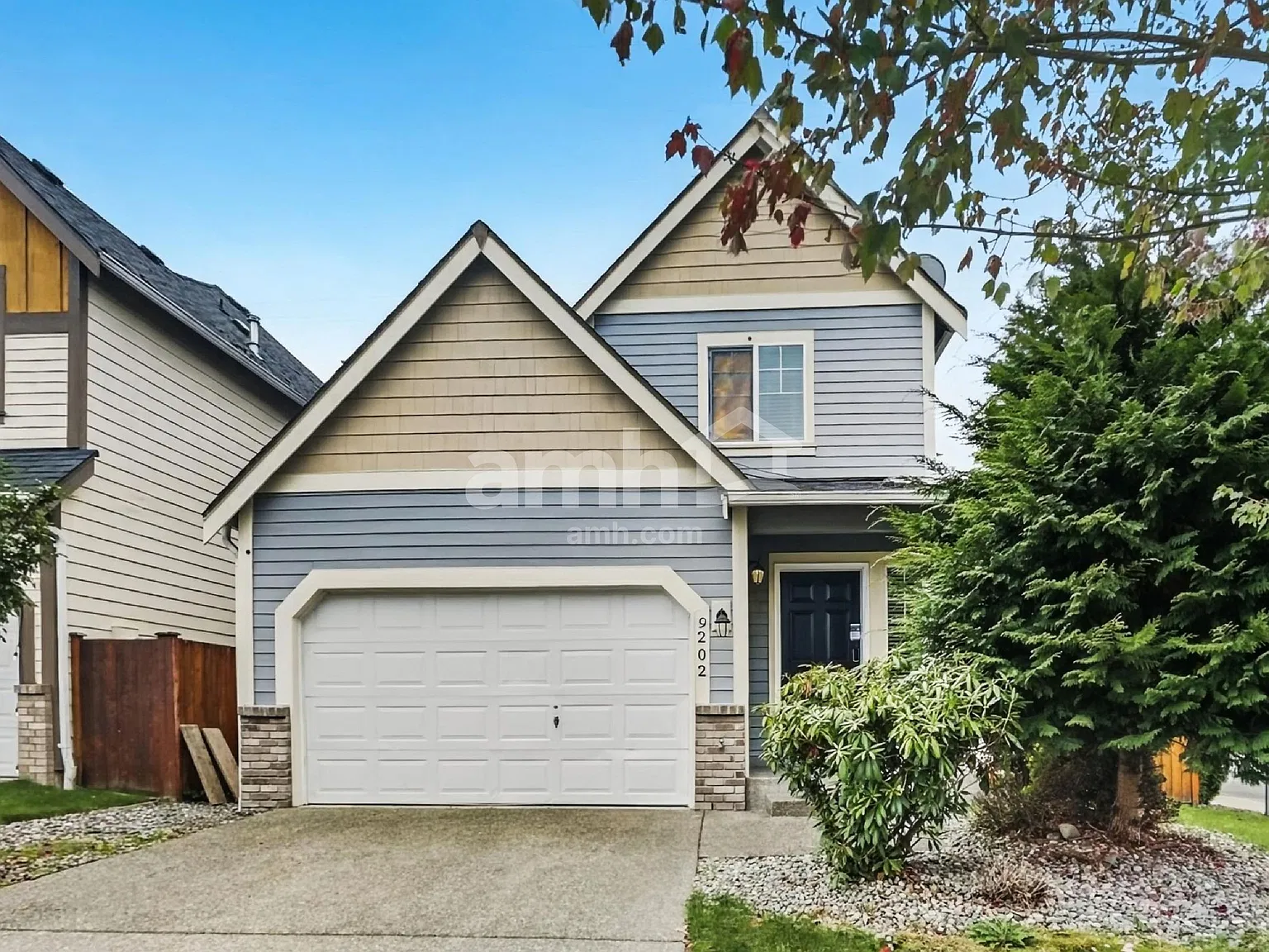 4 bed, 2.5 bath, 1846 sqft, $2,825 — Photo 1