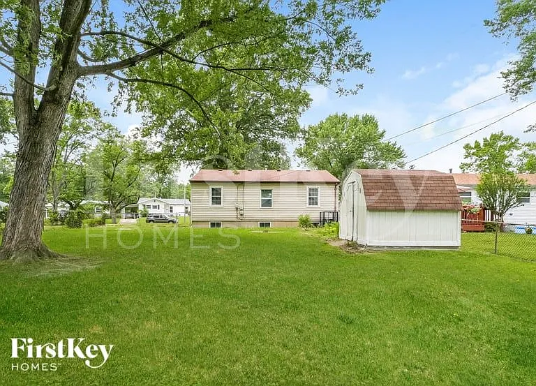 42 Mercury Dr — Photo 15