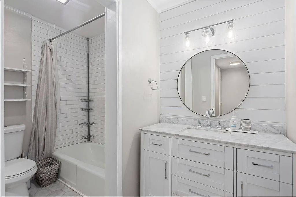 244 Triumph Dr NW — Photo 4