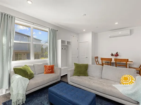 936 Cooper Pl, San Diego, CA 92102