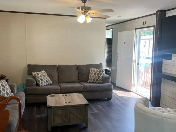 1240 N Cowan Ave Trailer 17, Lewisville, TX 75057