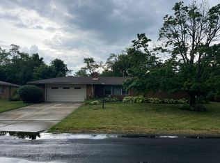 736 Mackow Dr, Toledo, OH 43607