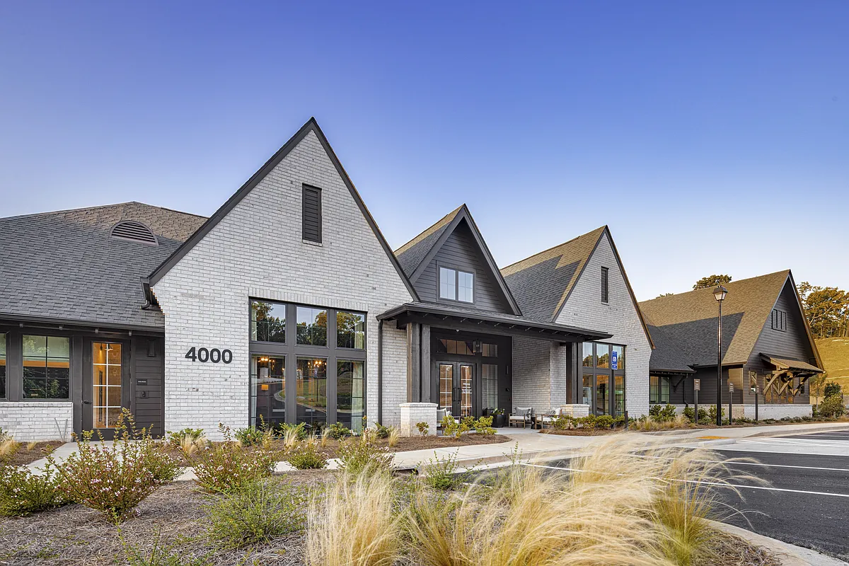 Building Photo - Folksong