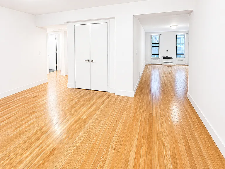 10 W 65th St #1L — Photo 4
