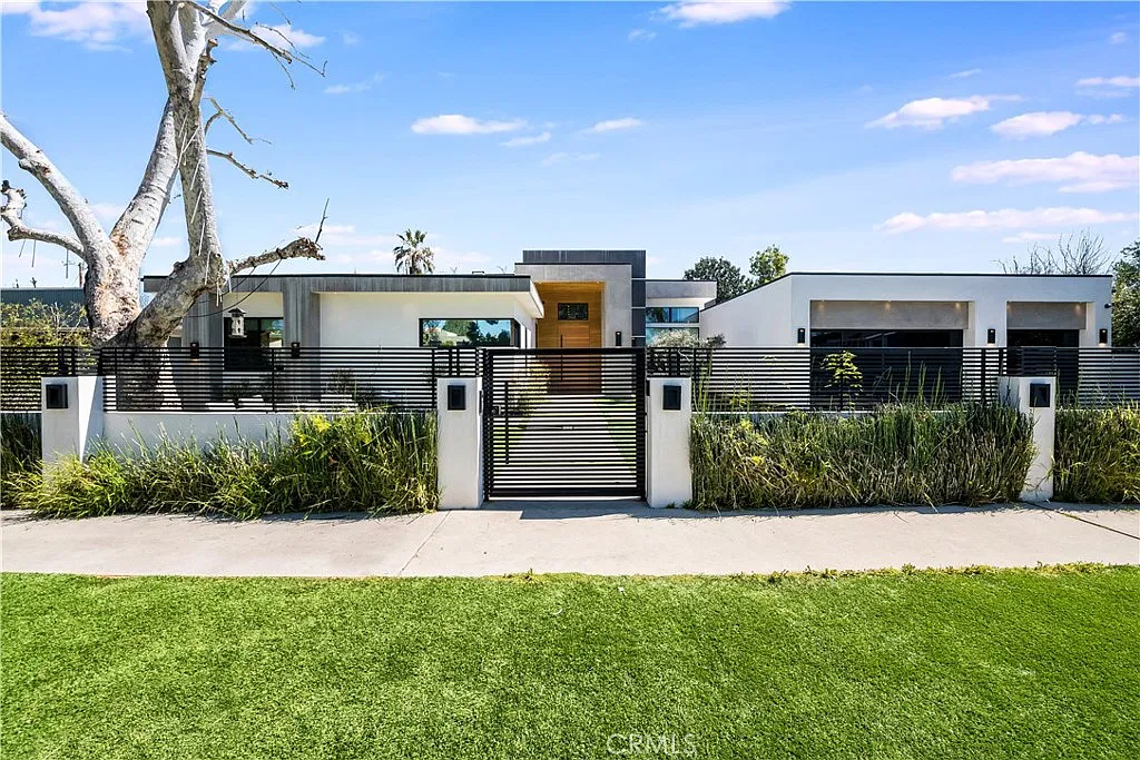 7 bed, 5800 sqft, $24,500 — Photo 4
