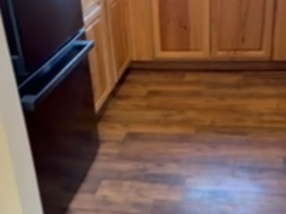 2nd image of 416 7th St APT 6