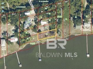 2010 Norman Ln, Gulf Shores, AL 36542