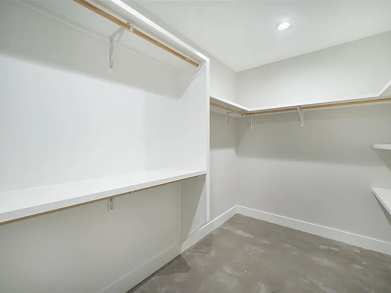 500 Harmon Hills Cv #E — Photo 12