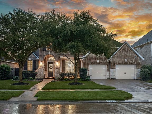 5th image of 6118 Fayette Springs Ln