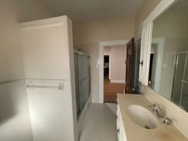 1676 S Parkway E — Photo 10